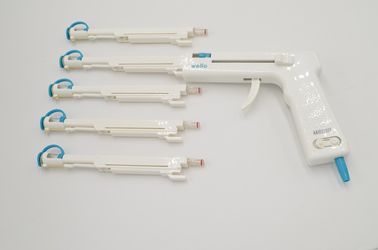 Une bande élastique de levage Ligator de coussin anal une opération de main aucune complications